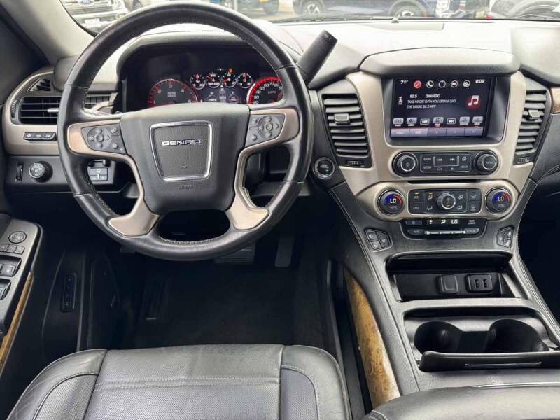 2016 GMC Yukon Denali