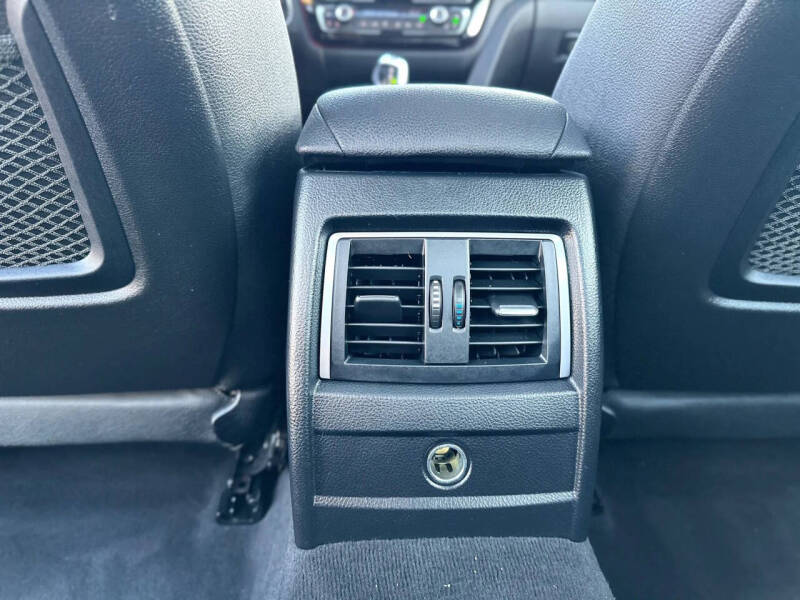 2018 BMW 3 Series 320i xDrive