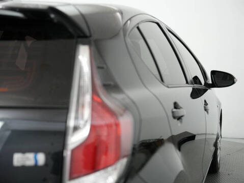 2015 Toyota Prius c One