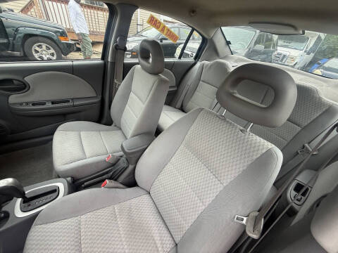 2007 Saturn Ion 2