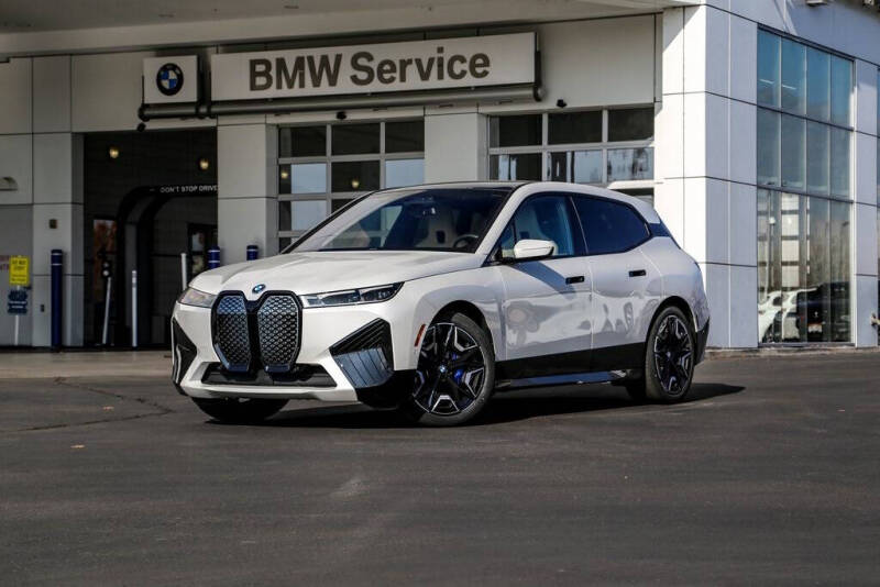 2025 BMW iX xDrive50