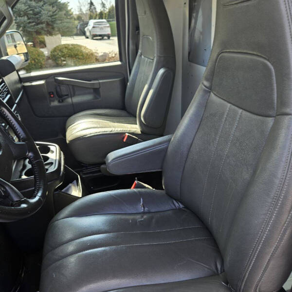 2021 Chevrolet Express 2500