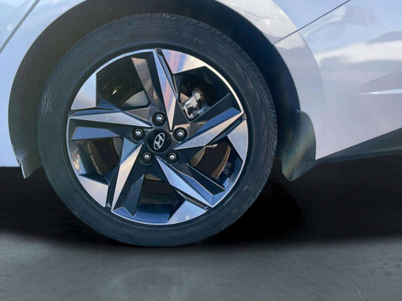 2022 Hyundai Elantra