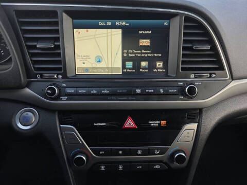 2017 Hyundai Elantra