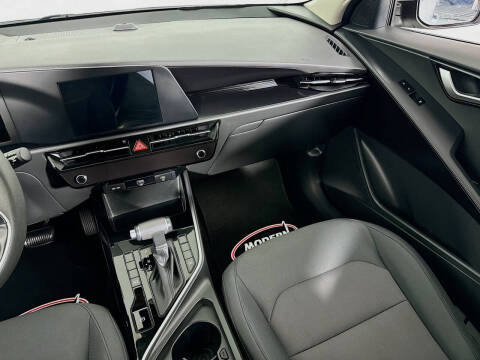 2023 Kia Niro LX