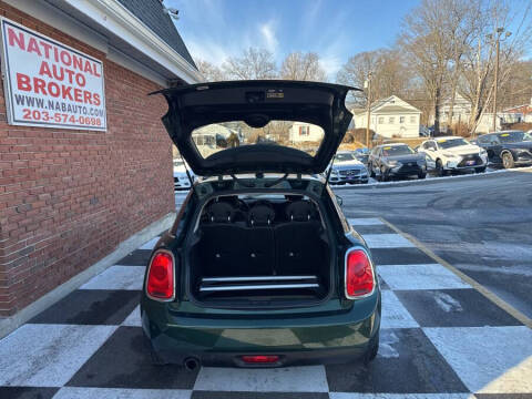 2017 MINI Hardtop 4 Door Cooper