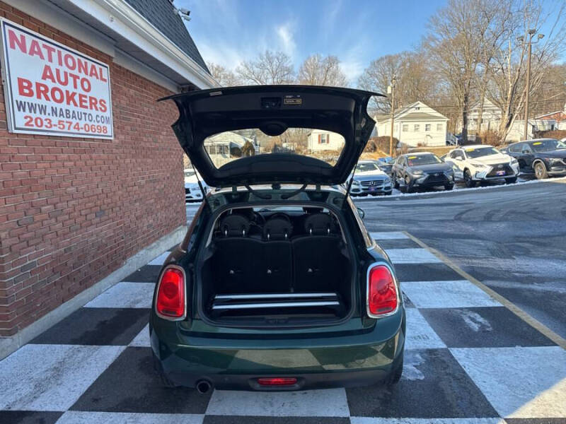 2017 MINI Hardtop 4 Door Cooper