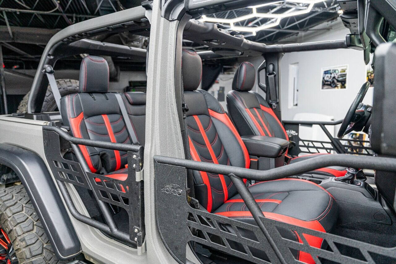 2020 JEEP Wrangler SUV / Crossover - $54,999