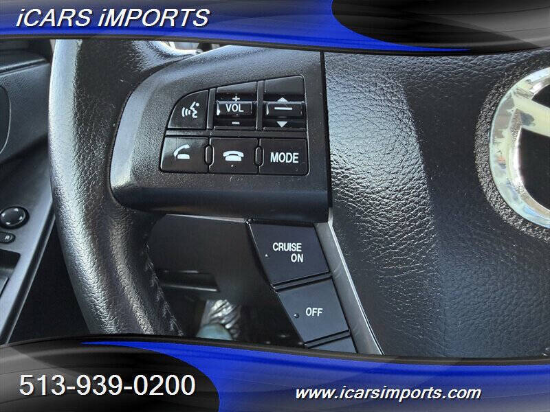 2012 Mazda MAZDA3 i Touring