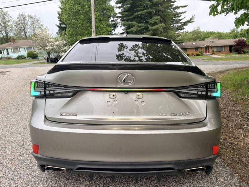 2018 Lexus IS 300