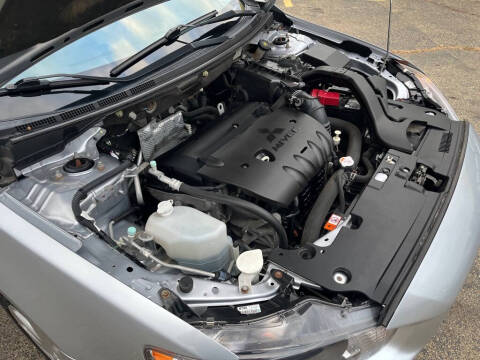 2015 Mitsubishi Lancer ES