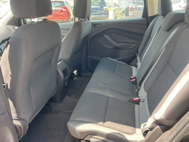 2014 Ford Escape S