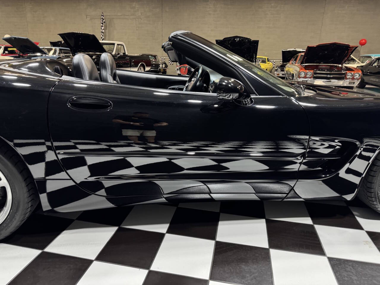 2004 Chevrolet Corvette 29