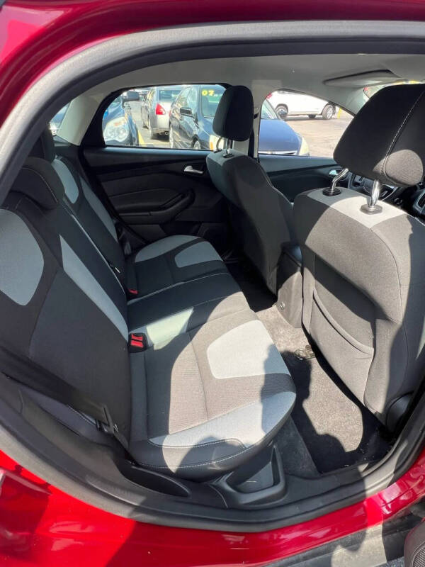 2012 Ford Focus SE