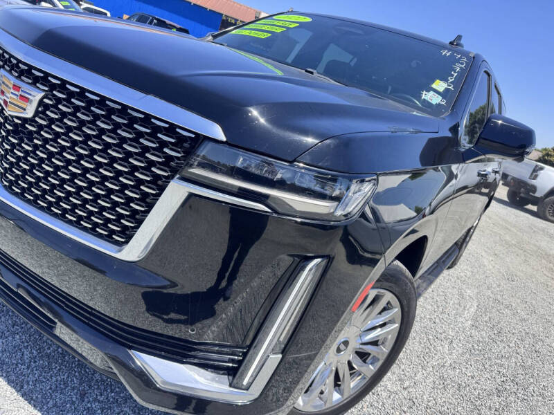 2022 Cadillac Escalade ESV Premium Luxury