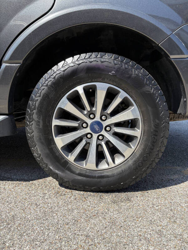 2017 Ford Expedition XLT