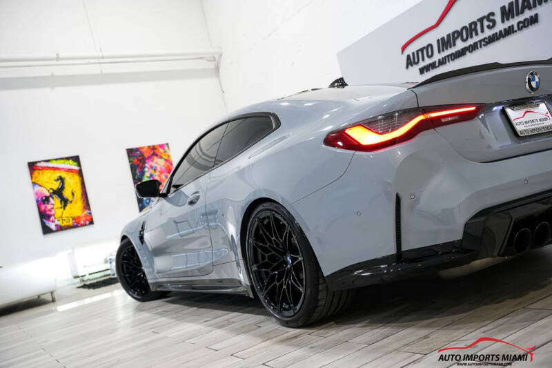 2022 BMW M4