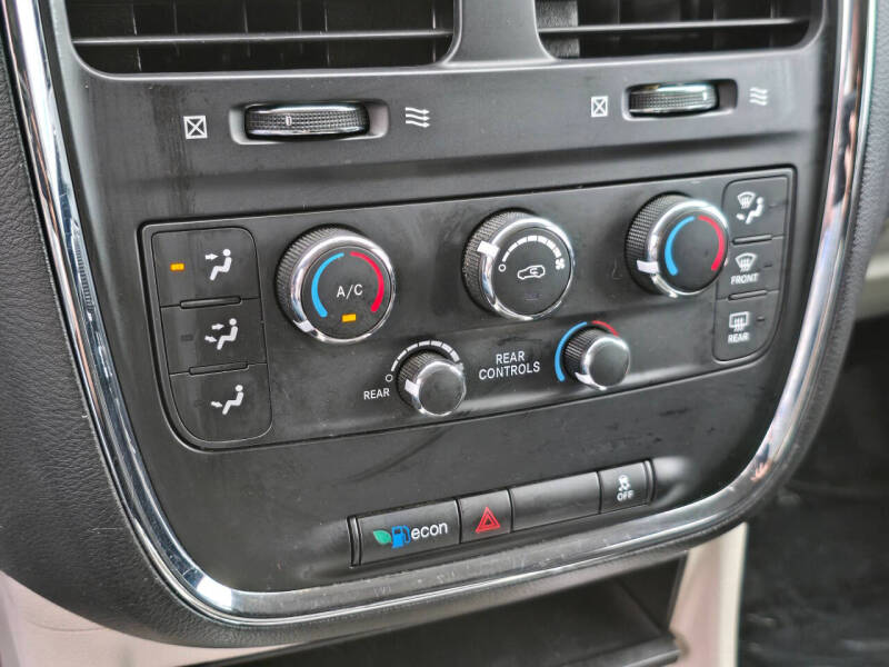 2016 Dodge Grand Caravan SXT