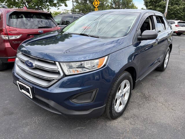 Black 2017 Ford Edge SE AWD SE 4dr Crossover 34