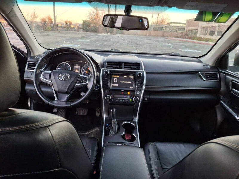 2017 Toyota Camry XLE