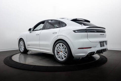 2026 Porsche Cayenne GTS Coupe
