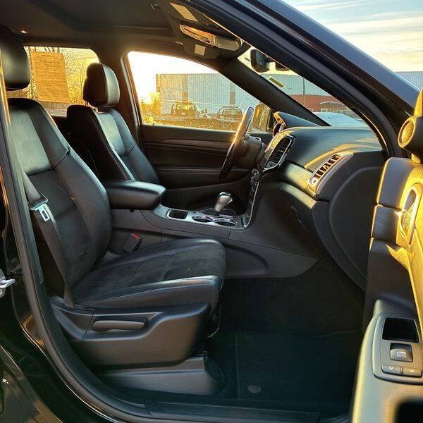 2020 Jeep Grand Cherokee Altitude