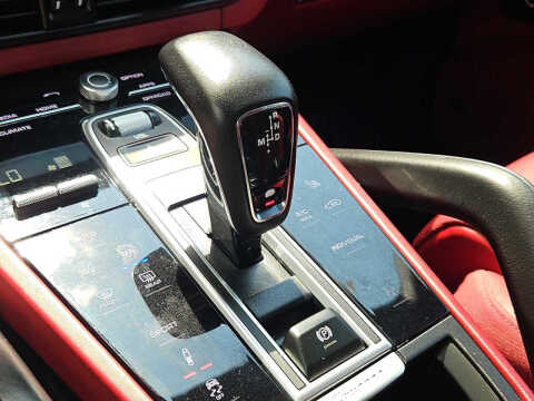 2023 Porsche Cayenne GTS