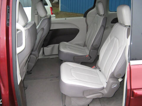 2018 Chrysler Pacifica Touring L