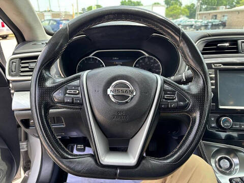 2017 Nissan Maxima