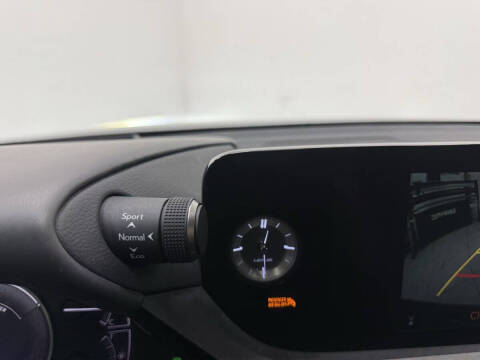 2024 Lexus ES 300h