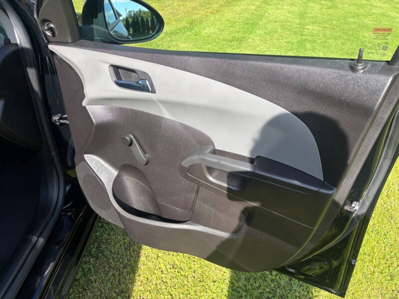 2012 Chevrolet Sonic LS