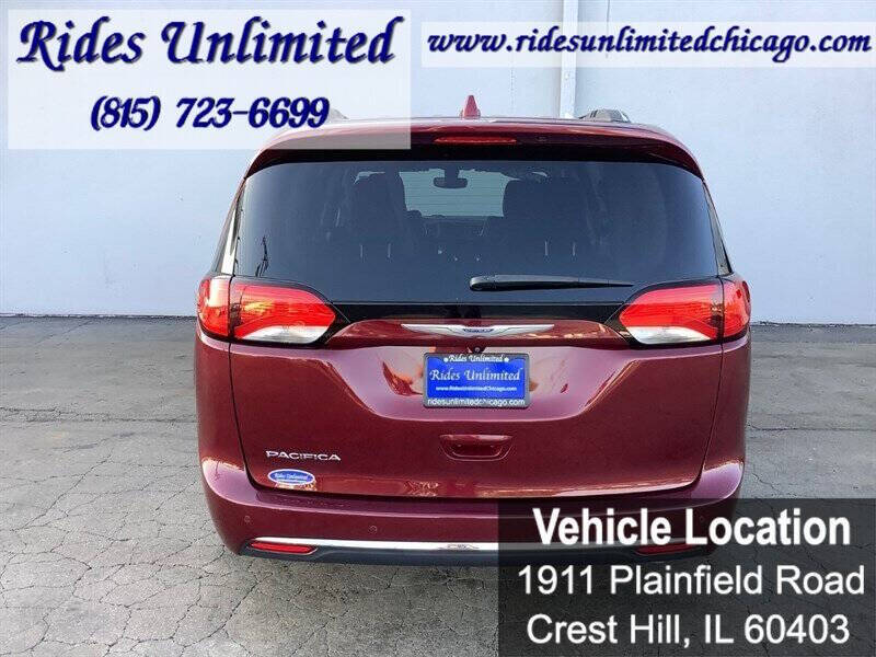 2020 Chrysler Pacifica Touring L