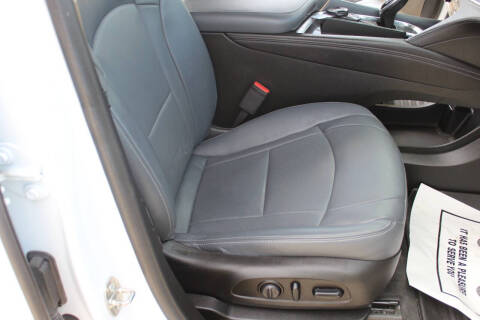 2020 Buick Enclave Essence