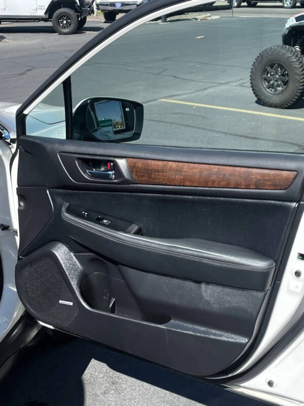 2016 Subaru Outback 2.5i Limited