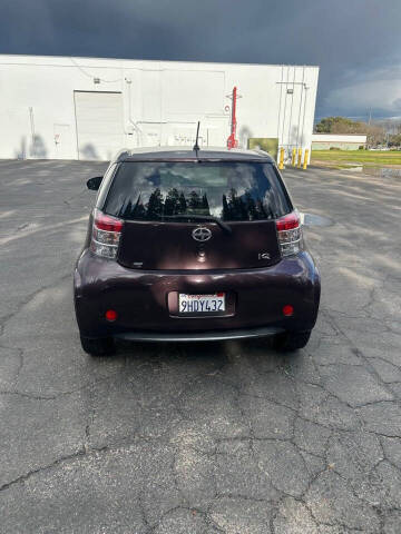 2013 Scion iQ