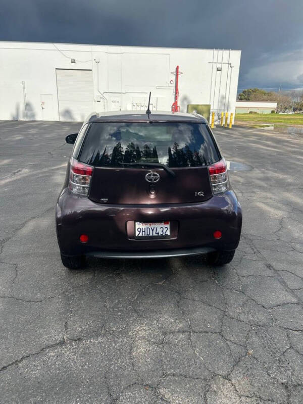 2013 Scion iQ