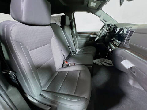 2026 GMC Sierra 1500 Elevation Standard