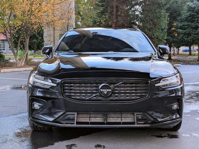 2020 Volvo V60 T5 R-Design