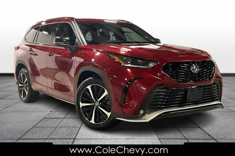 2021 Toyota Highlander for sale at Cole Chevy Pre-Owned in Bluefield WV