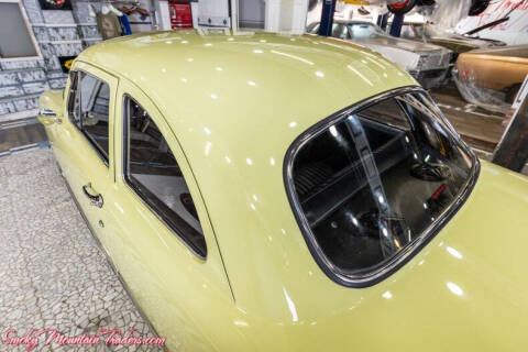 1950 Ford Custom Deluxe