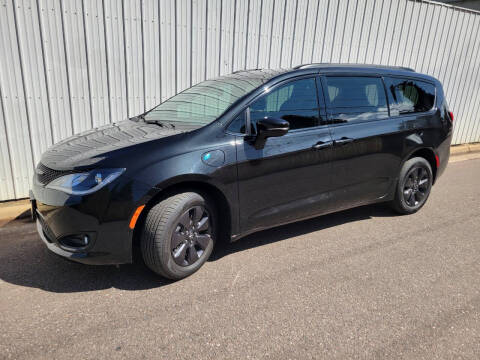 2020 Chrysler Pacifica Hybrid for sale at Southeast Motors in Englewood CO