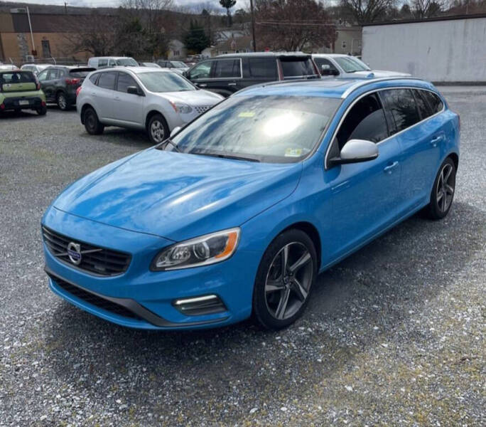 2015 Volvo V60 for sale at Dukes Automotive LLC in Lancaster SC