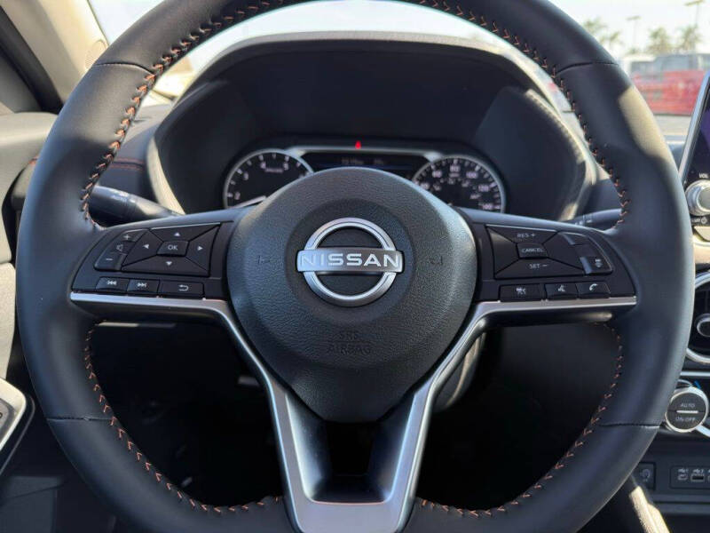 2025 Nissan Sentra SR