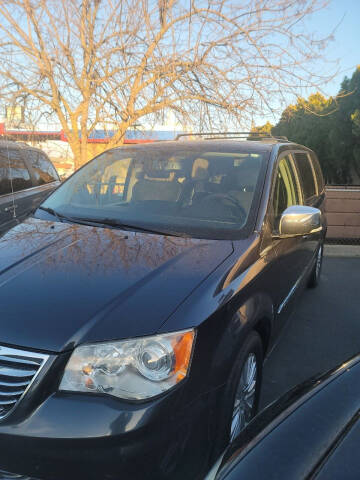 2014 Chrysler Town and Country for sale at Thomas Auto Sales in Manteca CA