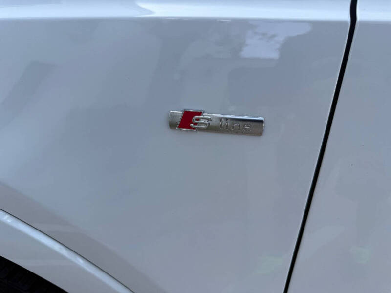 2018 Audi Q3 2.0T quattro Premium Plus