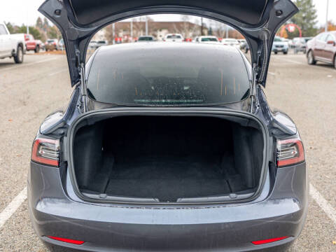 2020 Tesla Model 3 Performance