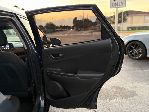 2021 Hyundai Kona SE