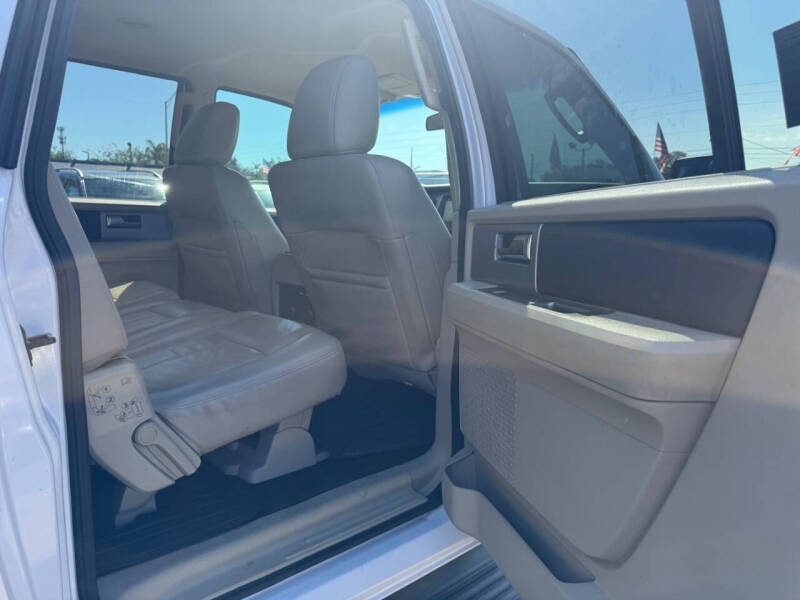 2016 Ford Expedition EL XLT