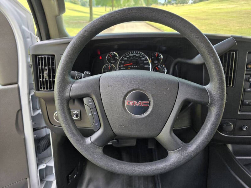 2023 GMC Savana 2500