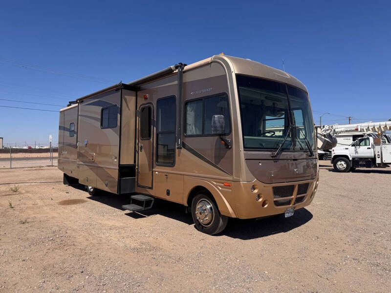 2005 Workhorse W22